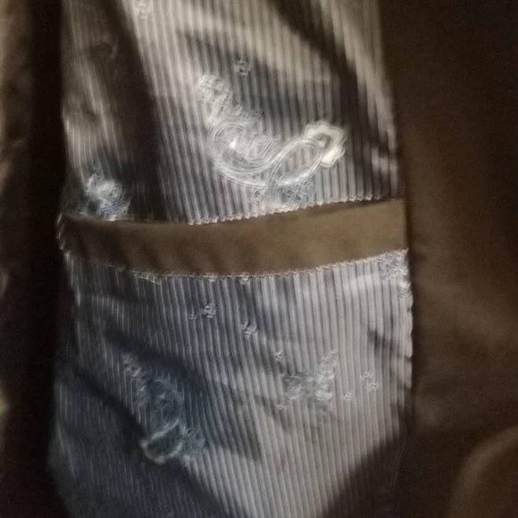 Men's Jacket - Picture 3 of 4